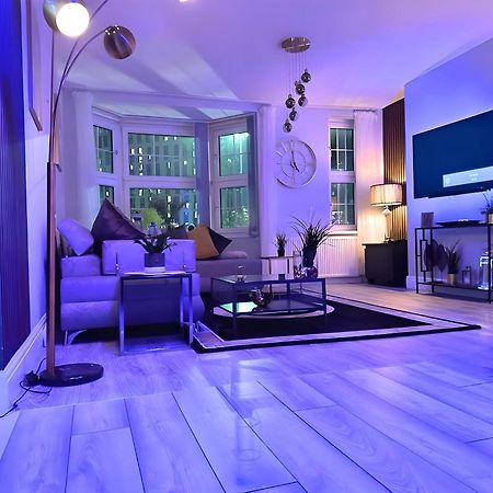 *Luxury 9Ine Lush Jacuzzi Apartment & Balcony* Μπέρμιγχαμ Εξωτερικό φωτογραφία