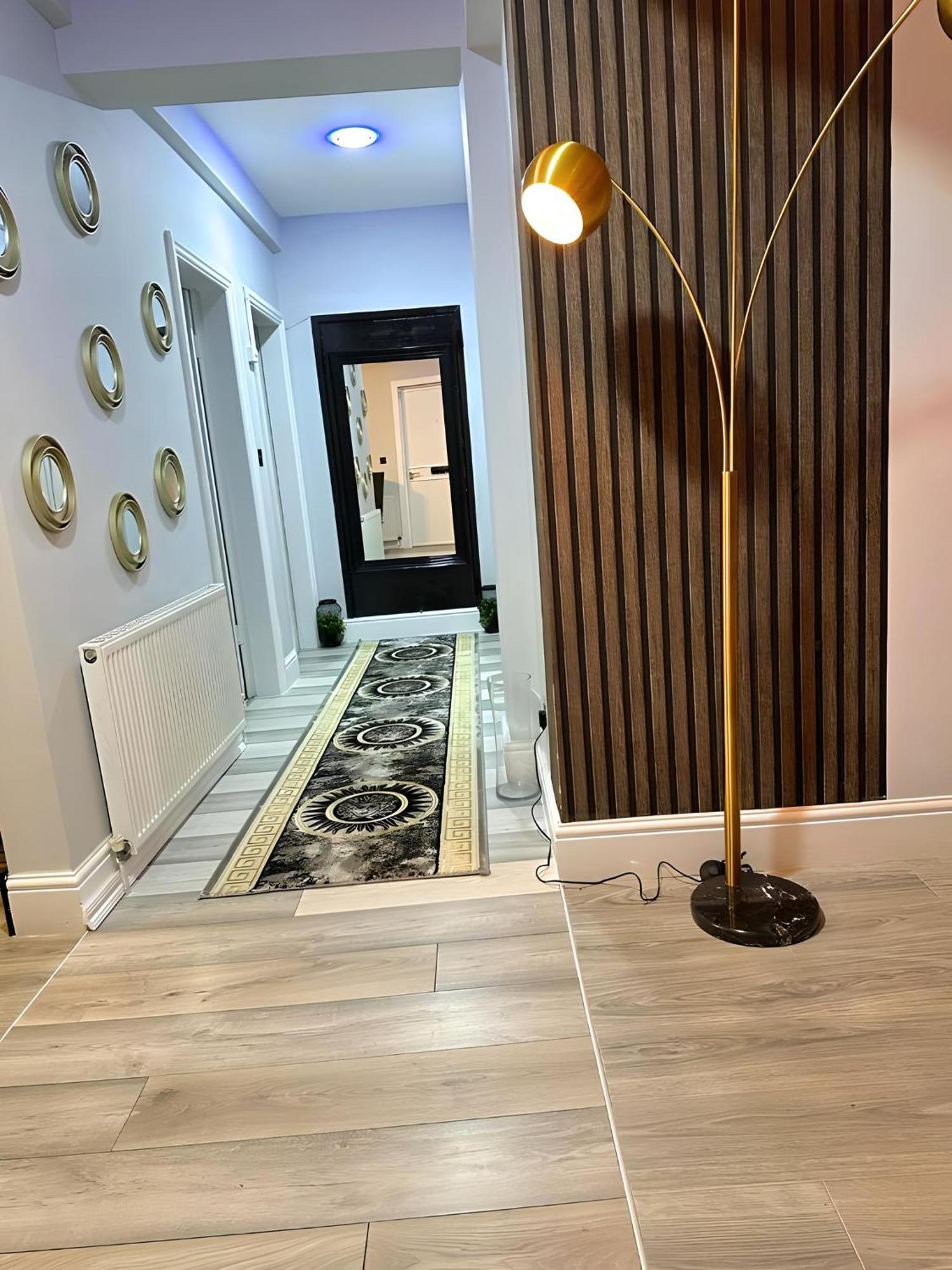 *Luxury 9Ine Lush Jacuzzi Apartment & Balcony* Μπέρμιγχαμ Εξωτερικό φωτογραφία