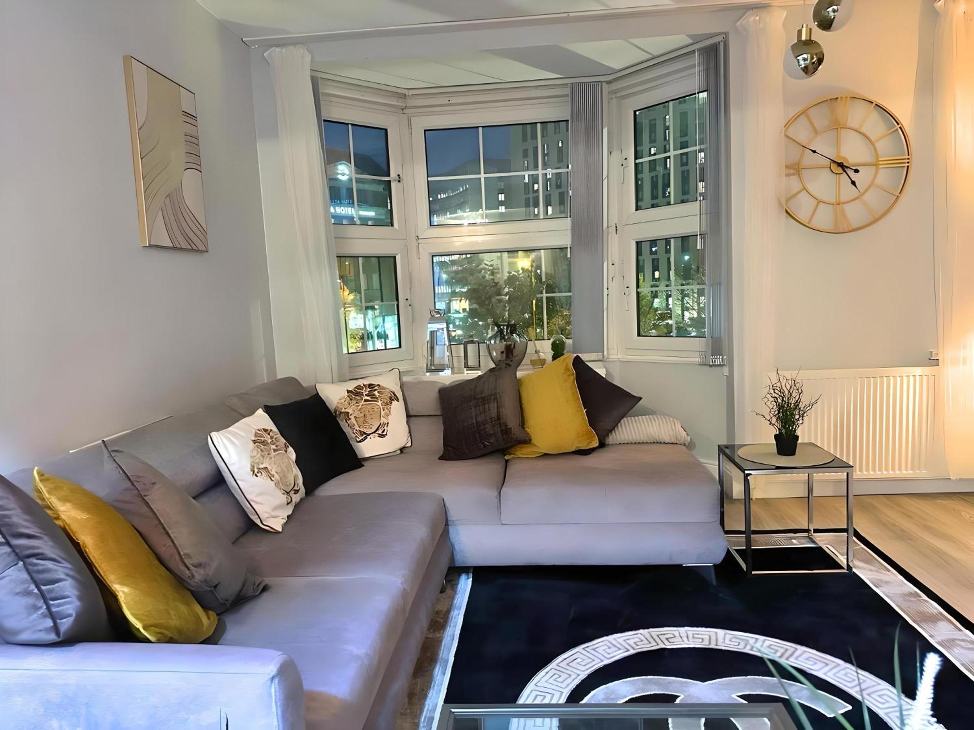 *Luxury 9Ine Lush Jacuzzi Apartment & Balcony* Μπέρμιγχαμ Εξωτερικό φωτογραφία